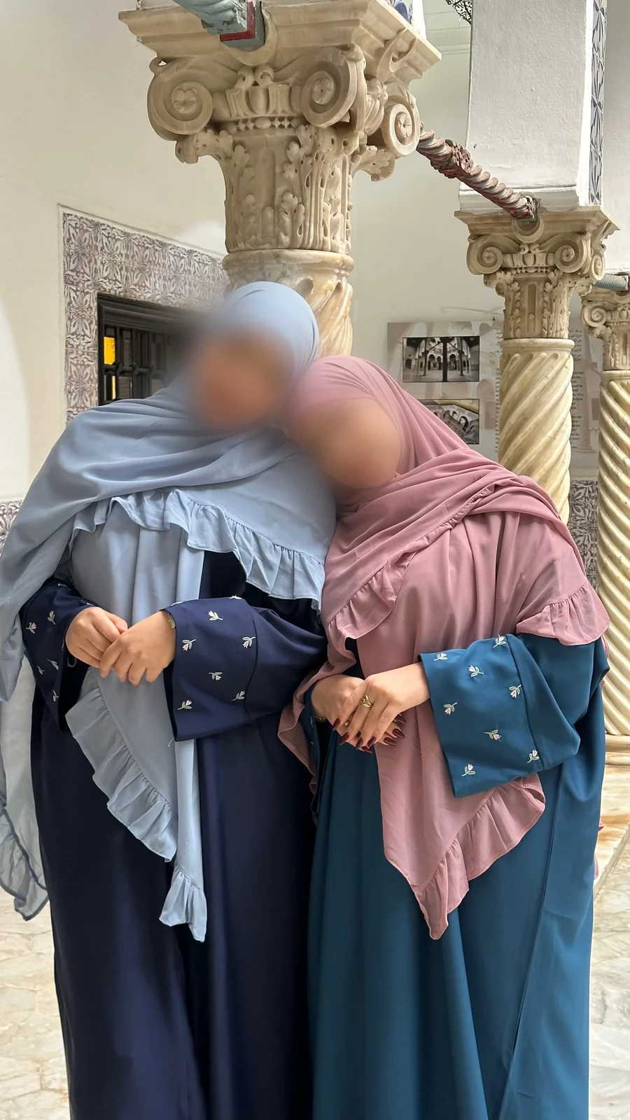 عبائة الورود